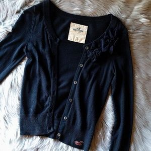 HOLLISTER Navy Flower Embellished Sweater XS